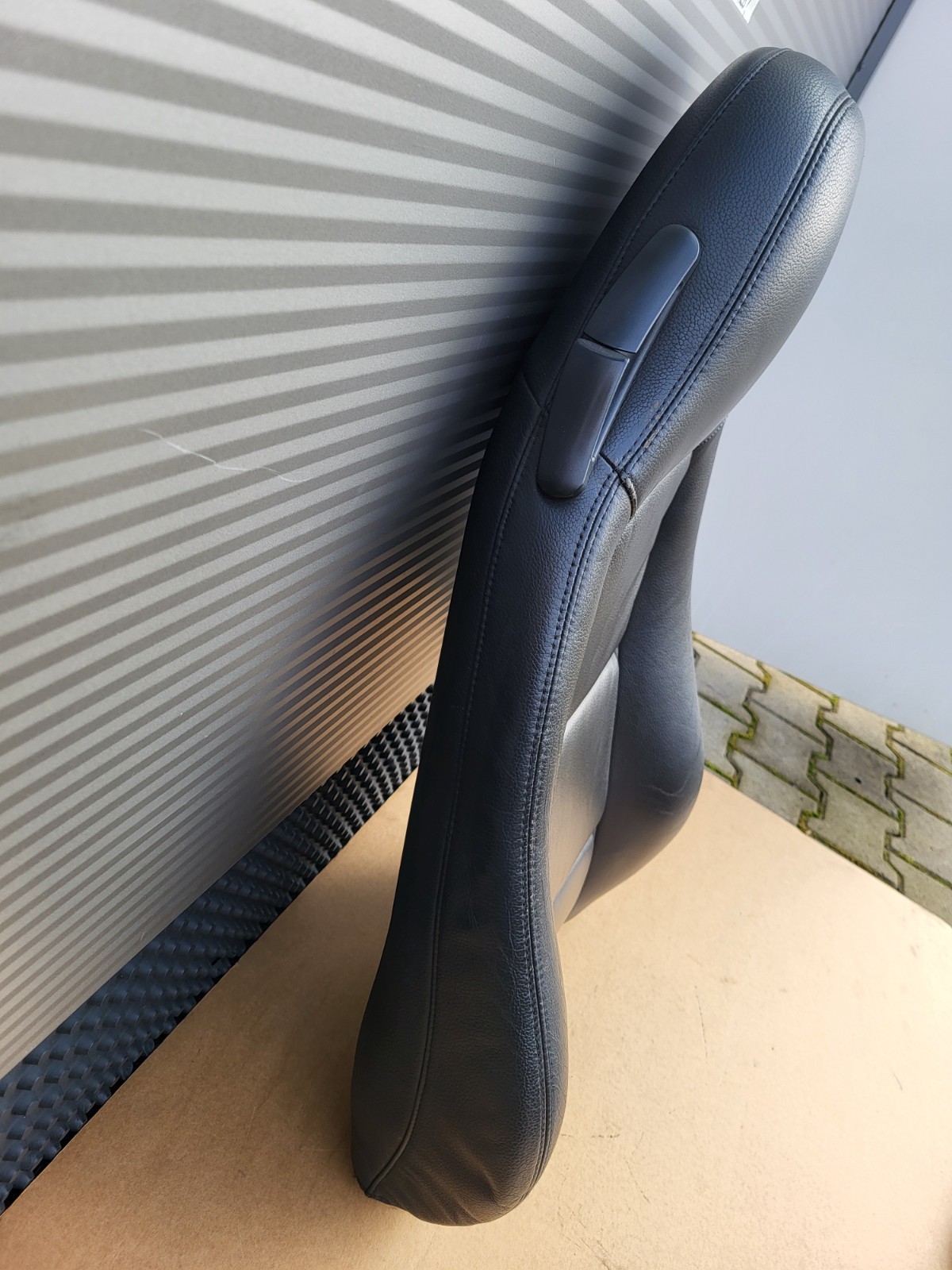 BMW Z3 Roadster Bei Fahrer Sitz Oberteil Lehne Leder Bezug schwarz RECHTS