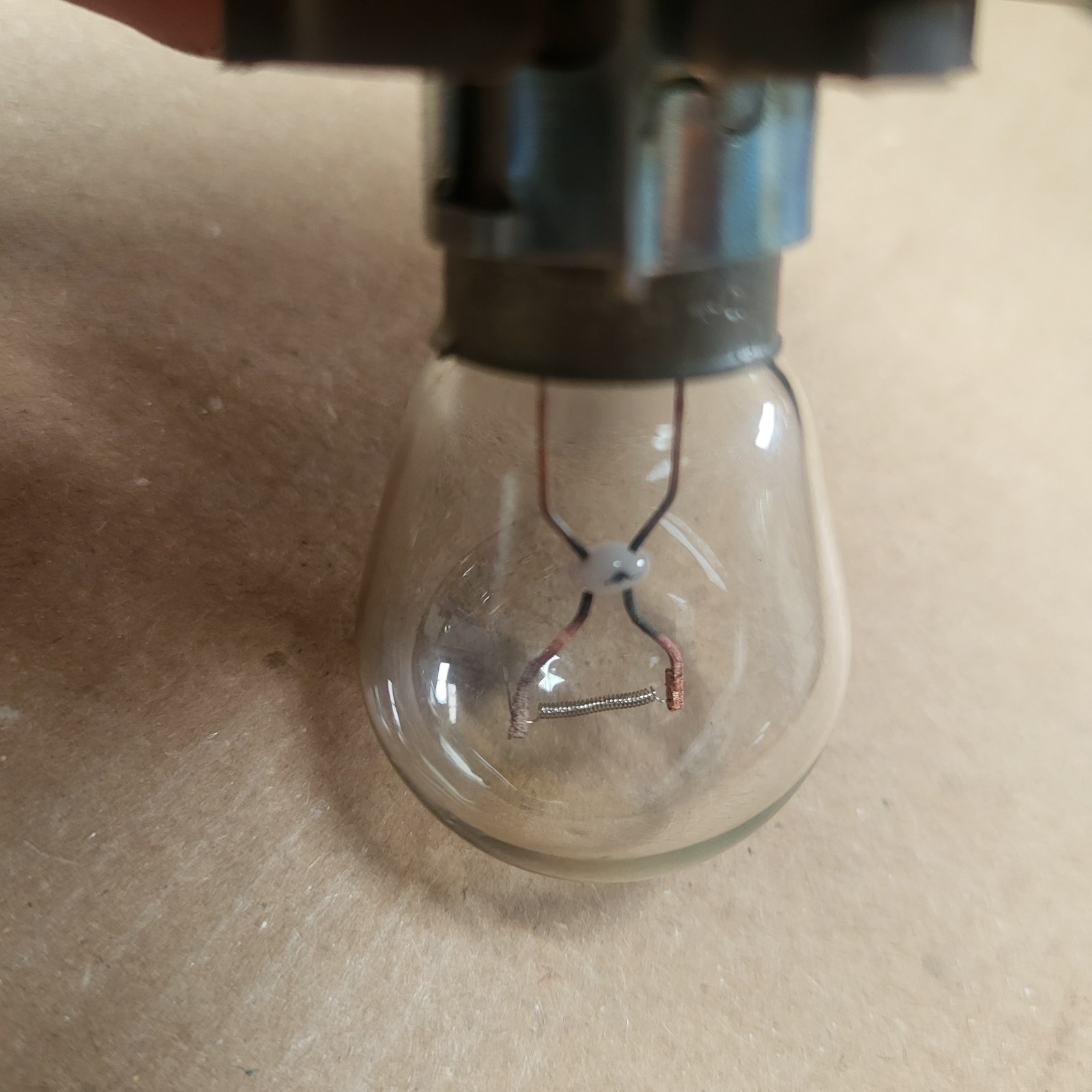 BMW Z3  Blinker Birne im Scheinwerfer mit Lampen Fassung /  Stecker Kabel Stück