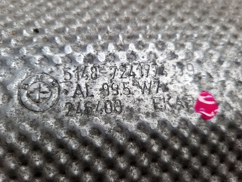 BMW F30 F31  F32 F33 F36 Hitzeblech Wärmeisolierung Tank 7241774