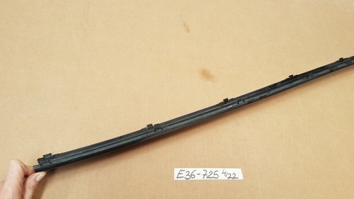 BMW E36 Cabrio Coupe Zierleiste Blende Stossleiste Stoßstange HINTEN 1960725