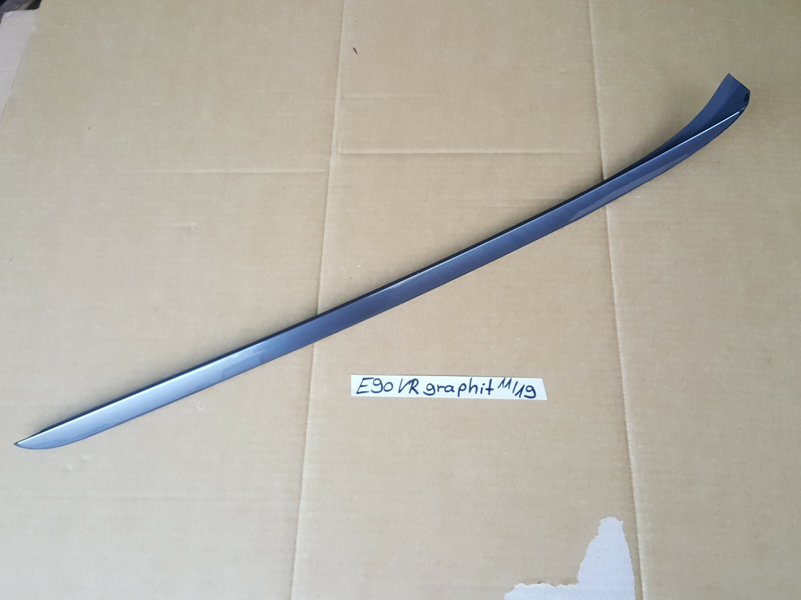 BMW 3er E90 E91 Wasserfangleiste Zier Leiste Frontscheibe RECHTS graphit A22