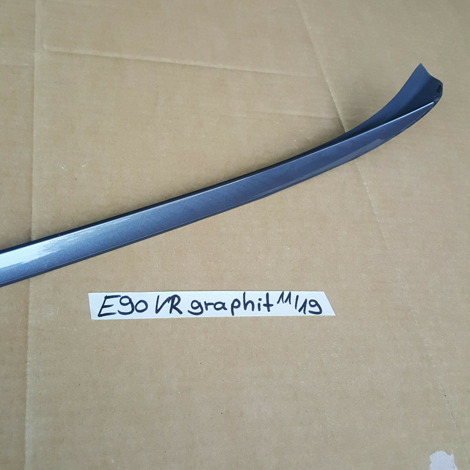 BMW 3er E90 E91 Wasserfangleiste Zier Leiste Frontscheibe RECHTS graphit A22