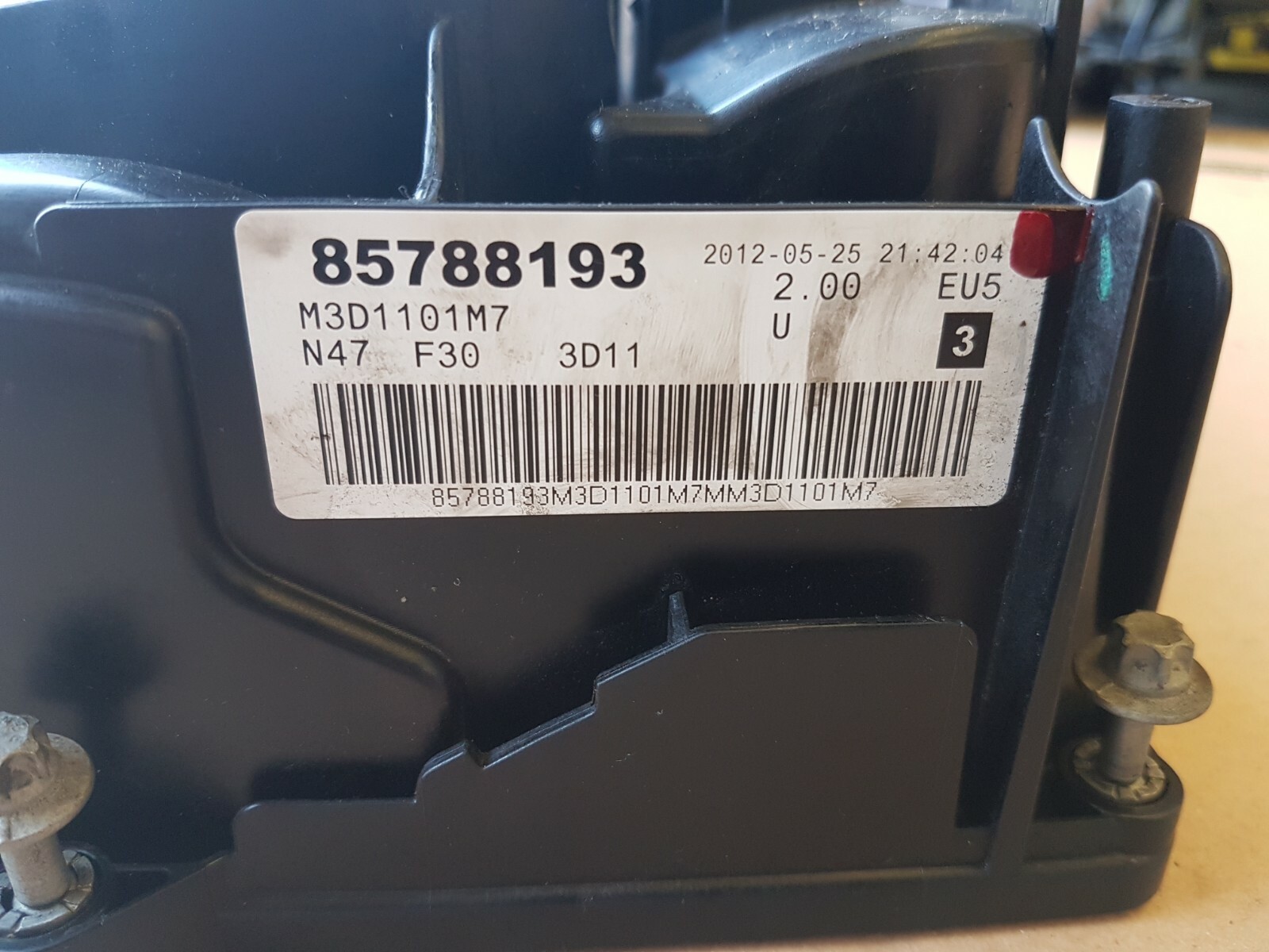 BMW F20 F21 F30 F31 F34 Zylinderkopf Haube 316 - 320 D  N47 Ventildeckel 7810584