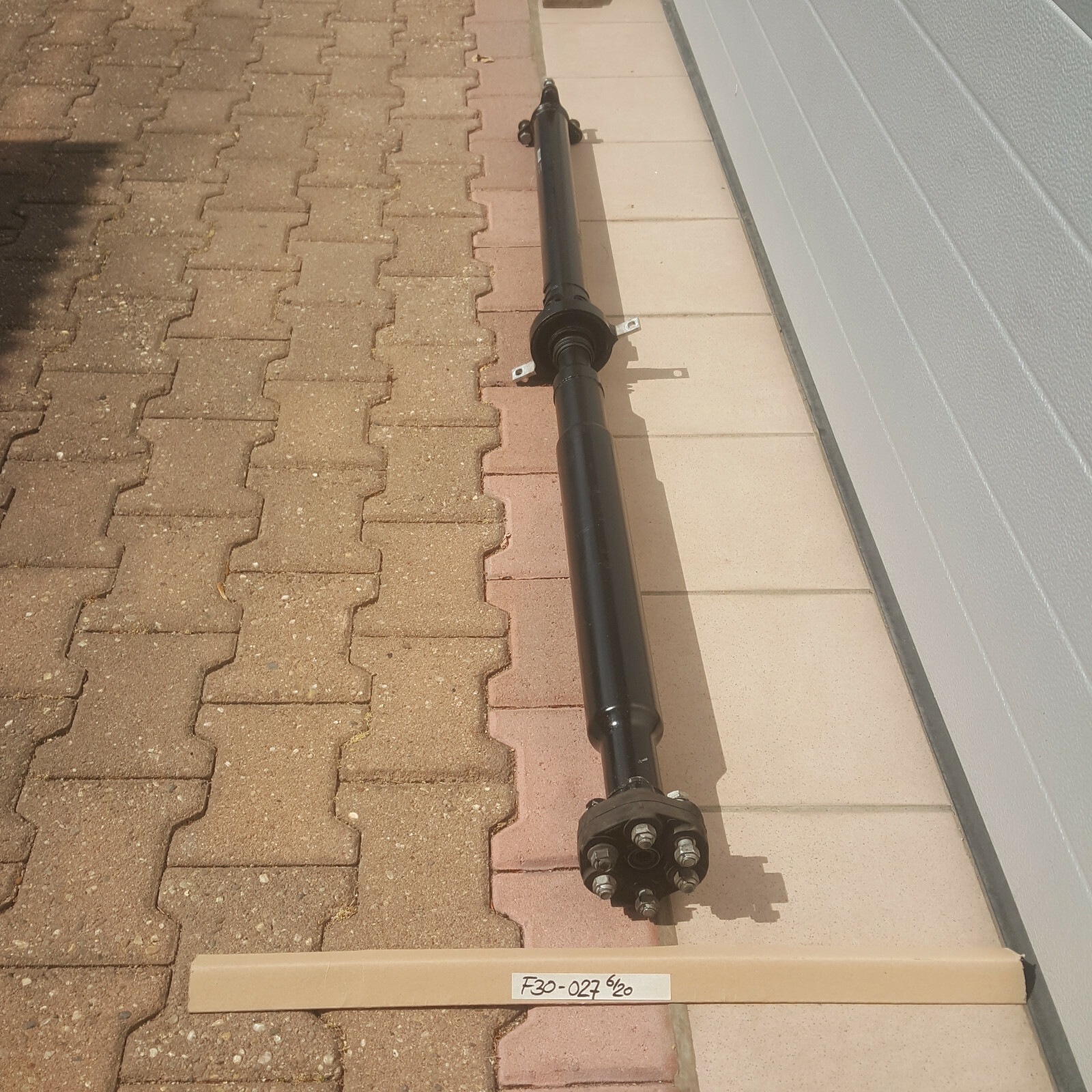 BMW F31 F30 Gelenkwelle 316i Schaltgetriebe 7637027 Kardanwelle N13