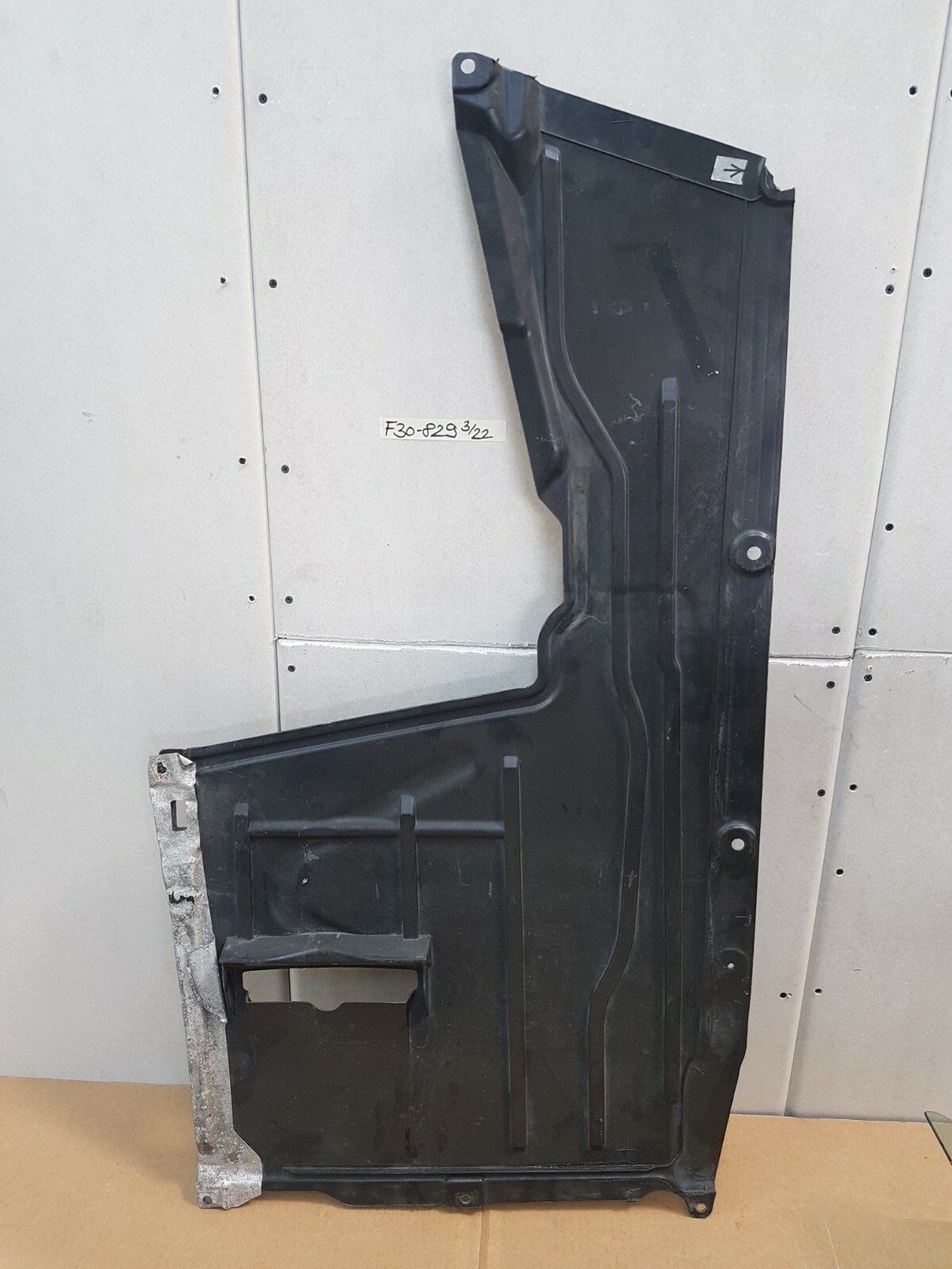 BMW F30 F31 F34 F20 F21 Unterfahrschutz Unterbodenverkleidung 7241829 ABHOLUNG