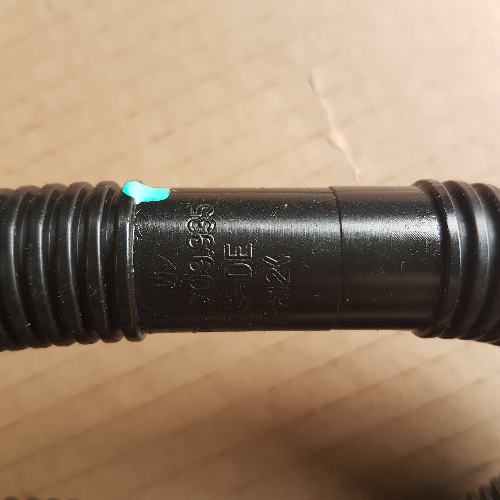 BMW E36 Compact + Z3 Roadster Druckschlauch Leitung für Luftpumpe 1709935