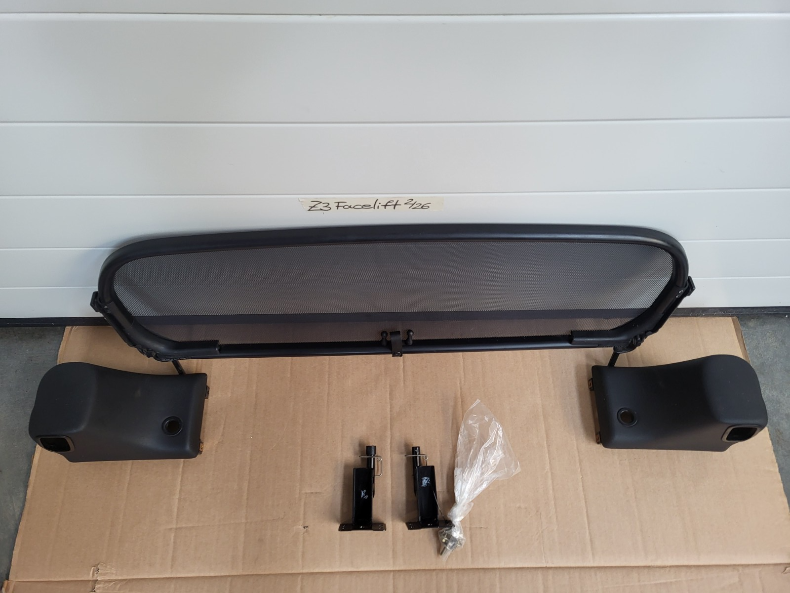 BMW Z3 Roadster Windschott Windschutz Abweiser Wind Stop Netz Rahmen Befestigung