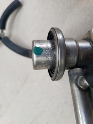 BMW E46 E36 Z3 Einspritzleiste 1435910 Einspritzdüse Kraftstoff Verteiler Ventil