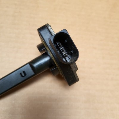 Ölstand Öl Druck Sensor BMW E36 E46 E87 E60 E90 Z3 Z4 Ölniveausensor  7508003