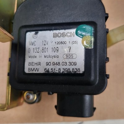 BMW E46 + Z3  Klimaanlage Stellmotor Klima Antriebseinheit Rechts 8398838