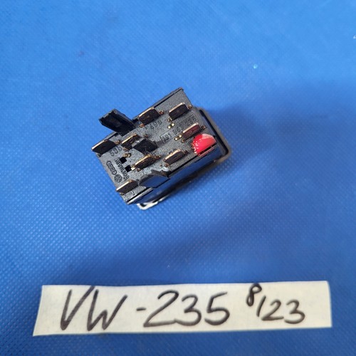 VW  Golf II Jetta 2 Warnblinklichtschalter Schalter für Warnblinker 191953235