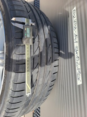 BMW E90 E91 E92 E93  Alufelge 8J x 19 Zoll 8037141 Reifen 225/40 ABHOLUNG 
