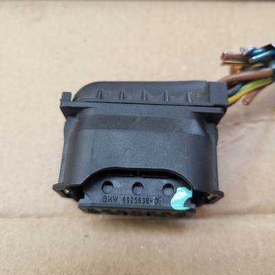BMW E92 E93 Stecker für Xenon Scheinwerfer vorne rechts ODER links 6925638
